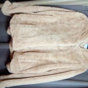 Angel Kiss Los angles women’s Tan Faux Fur Hooded jacket